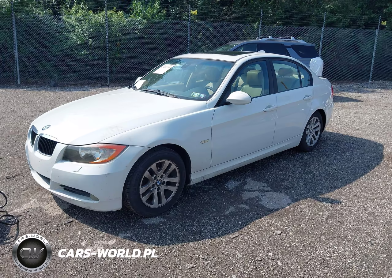 2007 BMW 328Xi VIN:WBAVC93557KX61787 - 2