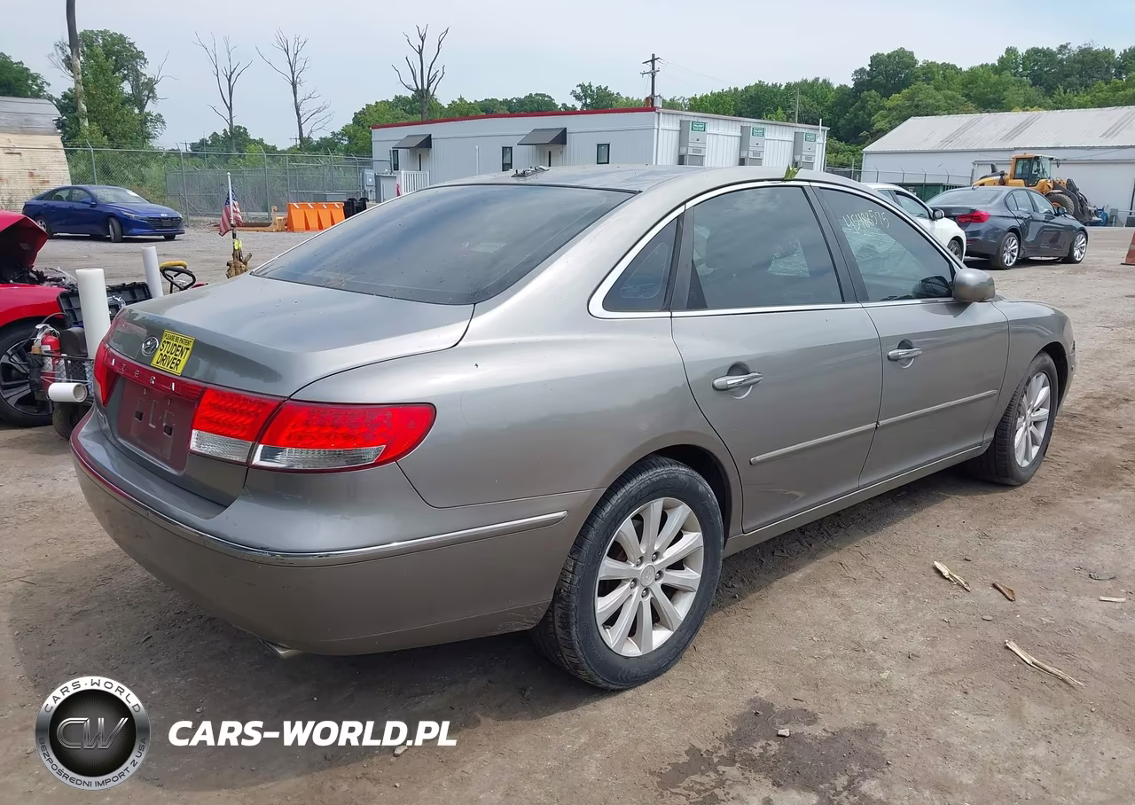 2009 Hyundai Azera Gls VIN:KMHFC46D99A371602 - 4