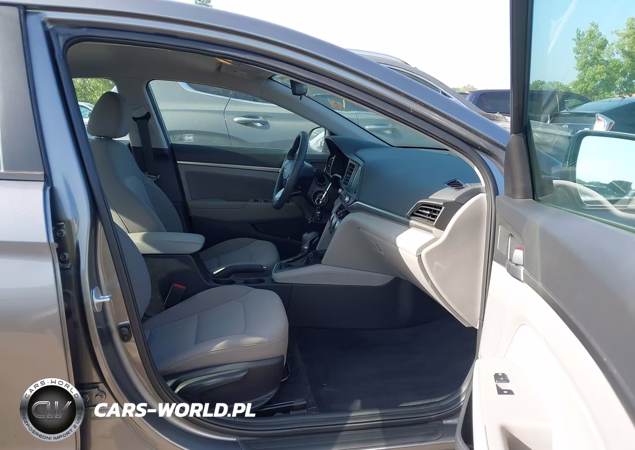 2019 Hyundai Elantra Sel VIN:5NPD84LF5KH452789 - 5