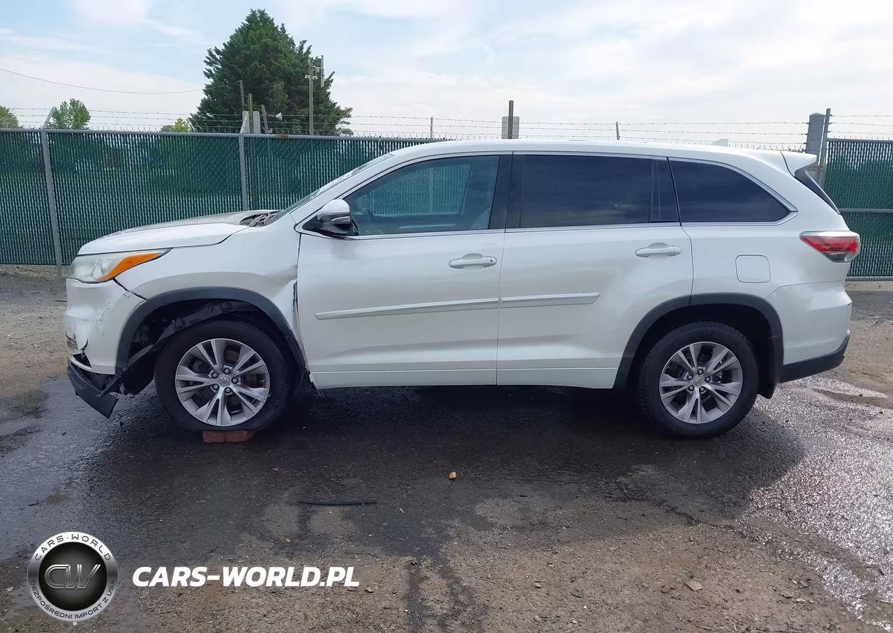 2014 Toyota Highlander Le Plus V6 VIN:5TDBKRFH7ES013109 - 14