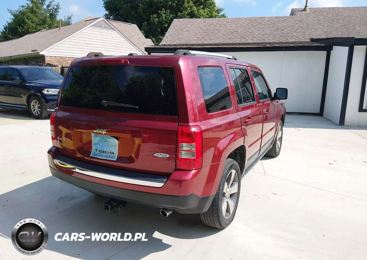 2016 Jeep Patriot High Altitude Edition VIN:1C4NJRFB1GD724573 - 4