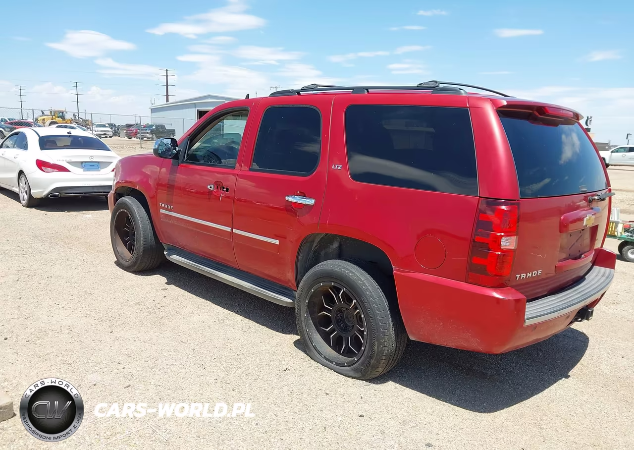 2014 Chevrolet Tahoe Ltz VIN:1GNSCCE04ER110215 - 3