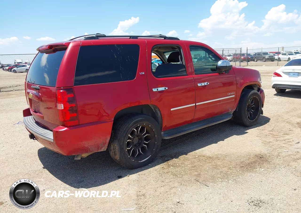 2014 Chevrolet Tahoe Ltz VIN:1GNSCCE04ER110215 - 4