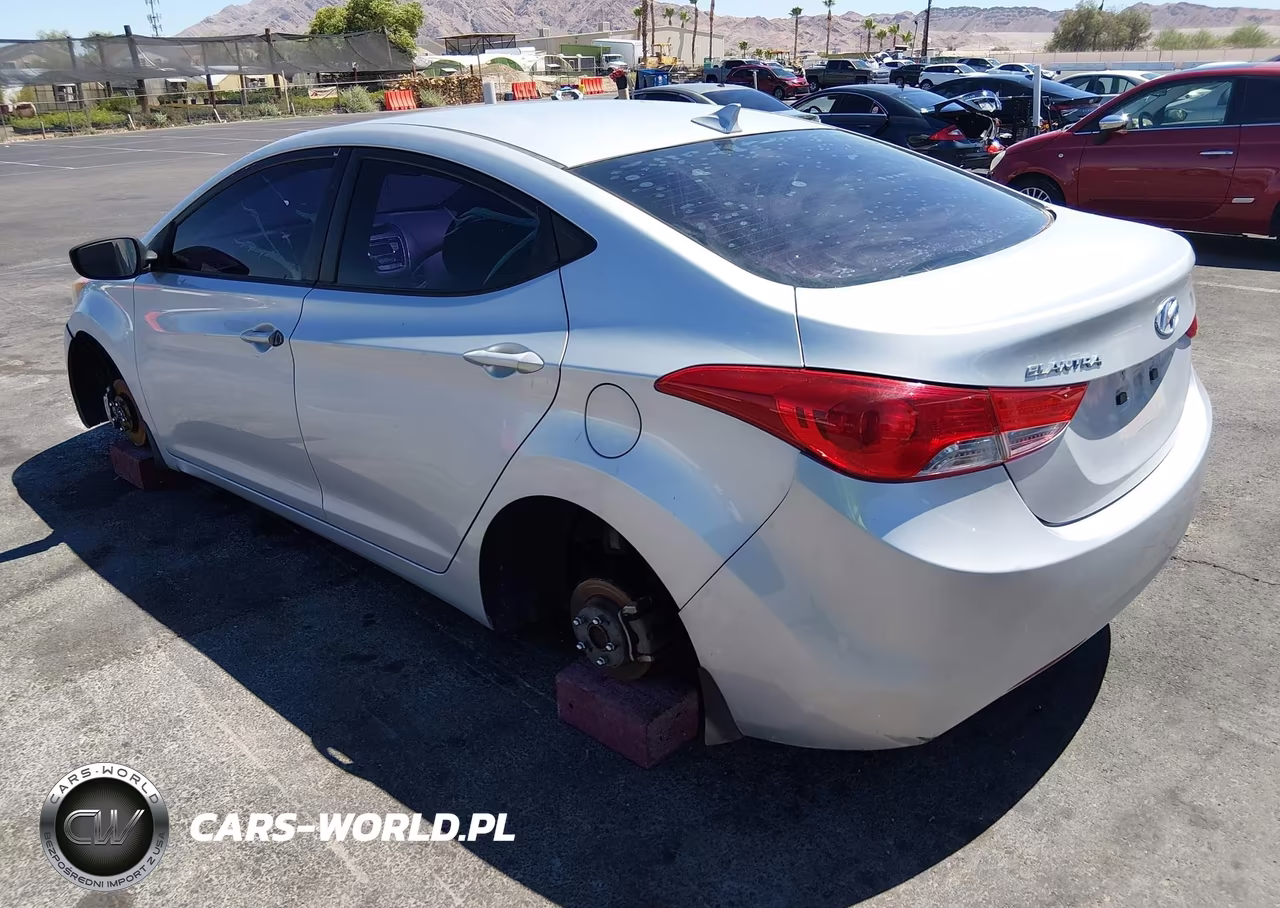 2013 Hyundai Elantra Gls VIN:KMHDH4AEXDU849221 - 3