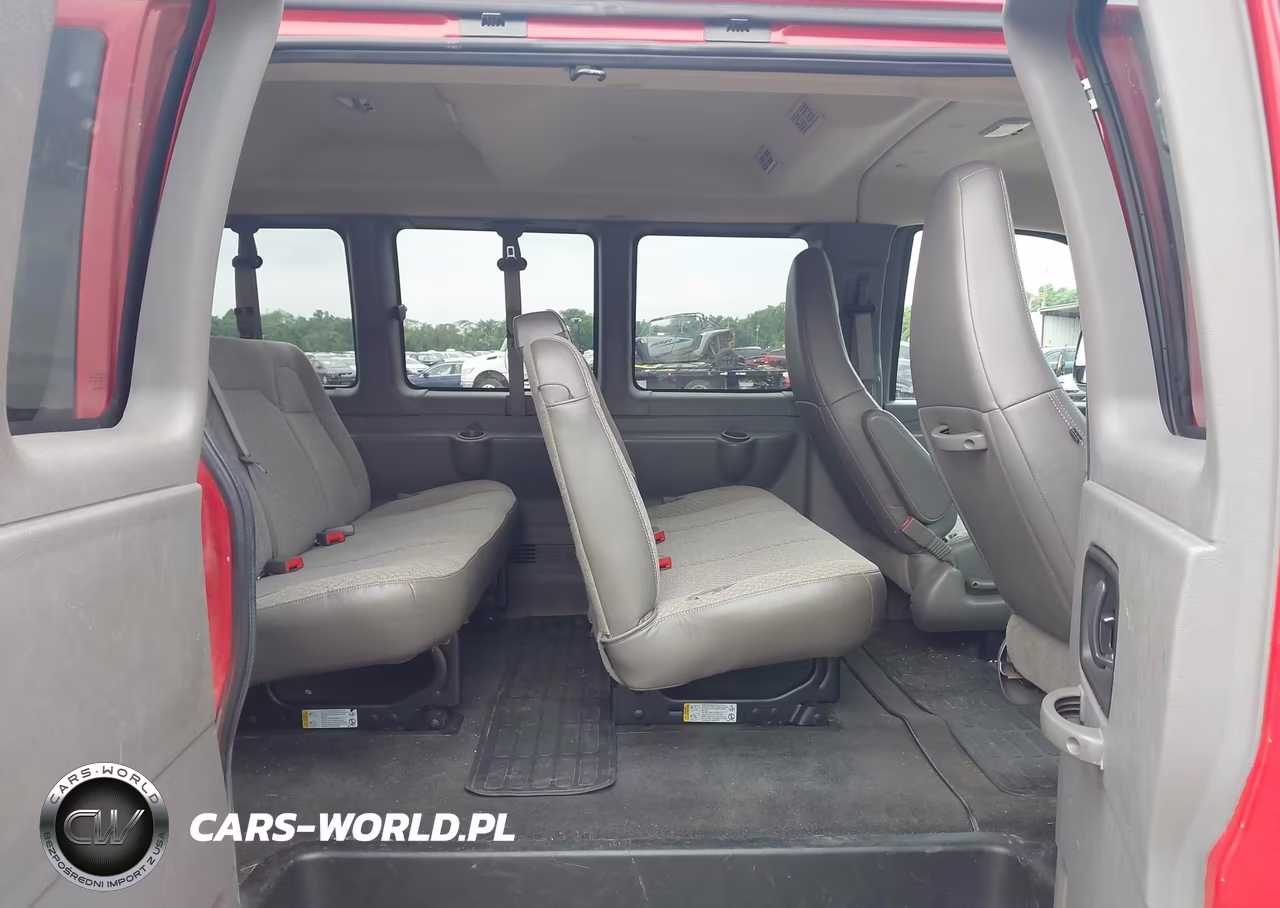 2017 Chevrolet Express 3500 Lt VIN:1GAZGPFG7H1230892 - 8
