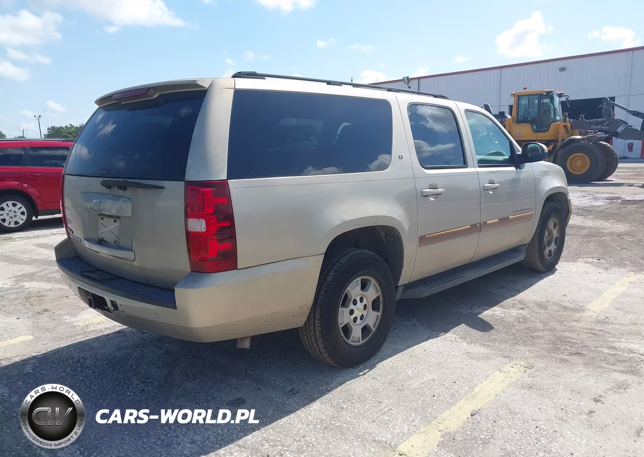 2007 Chevrolet Suburban Lt VIN:1GNFC16J37J157122 - 4