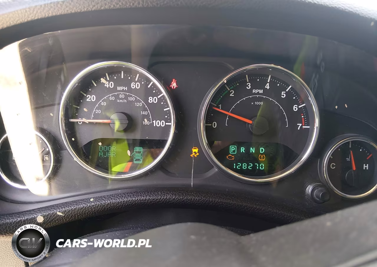 2013 Jeep Wrangler Sport VIN:1C4AJWAG8DL649419 - 7