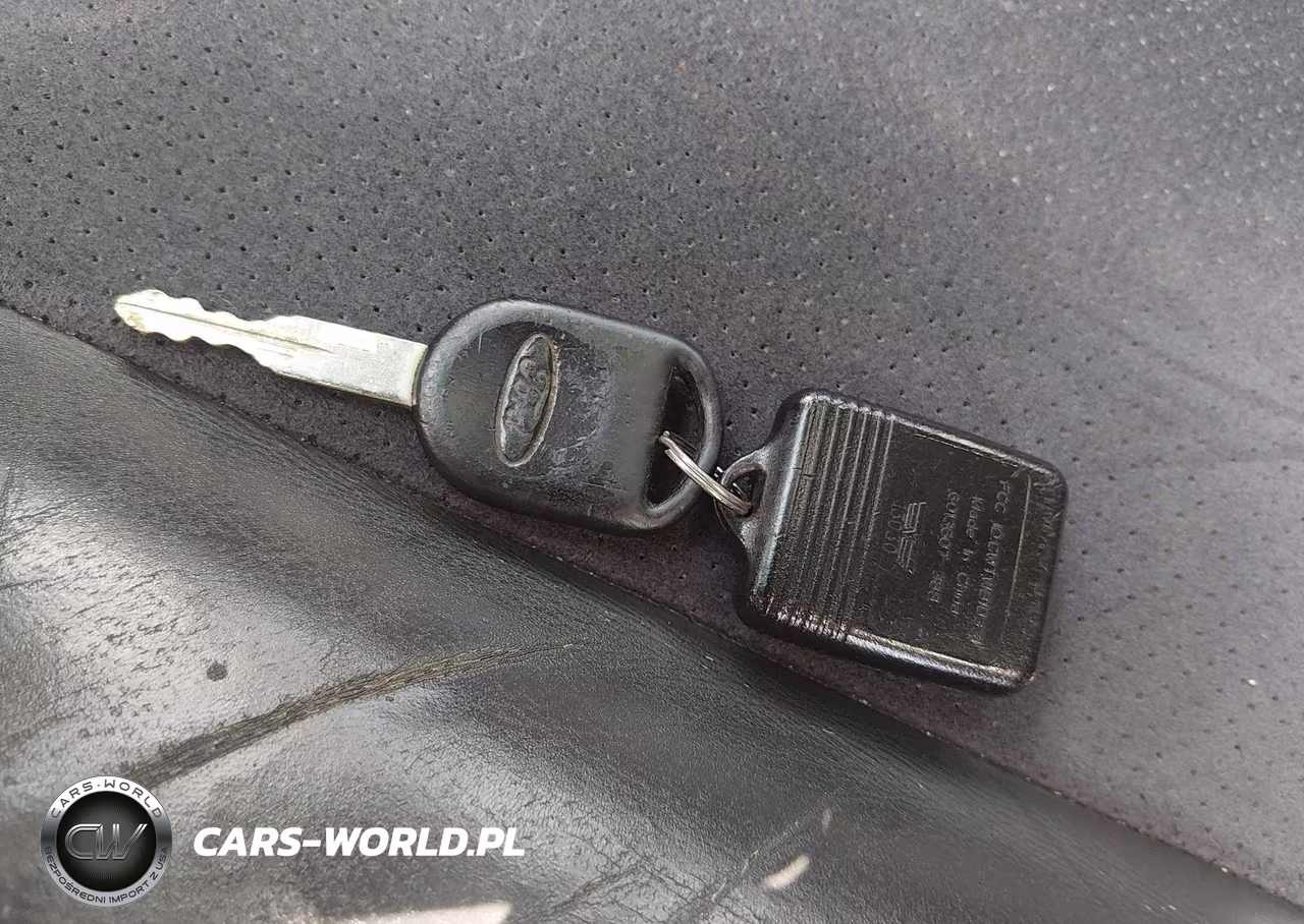 2007 Ford Focus St VIN:1FAHP38Z87W225024 - 11