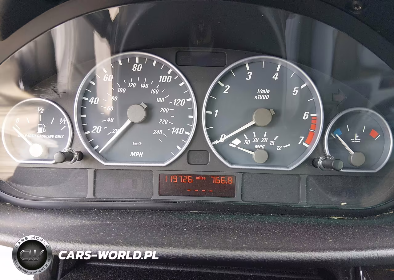 2001 BMW 330Ci VIN:WBABS53491EV87542 - 7