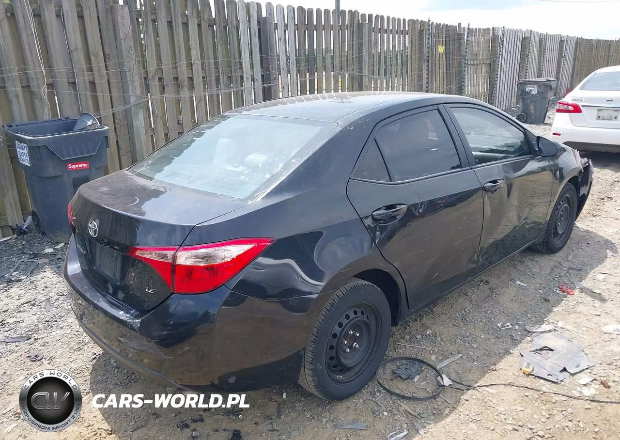 2017 Toyota Corolla Le VIN:5YFBURHE1HP700760 - 4