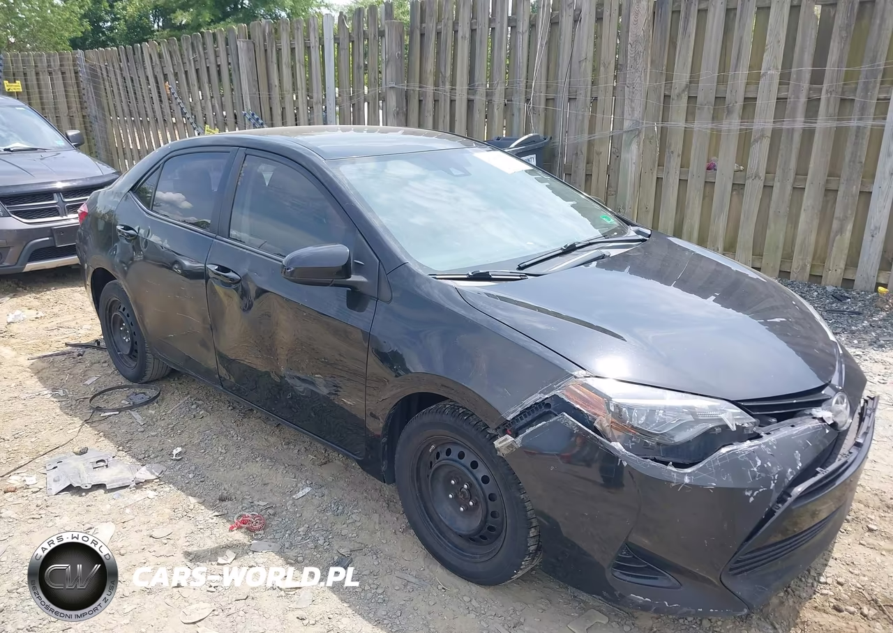 2017 Toyota Corolla Le VIN:5YFBURHE1HP700760 - 6
