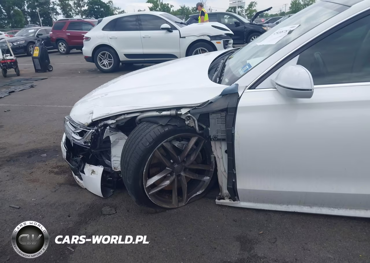 2016 Audi A8 L 4.0T Sport VIN:WAU43AFD0GN010014 - 18