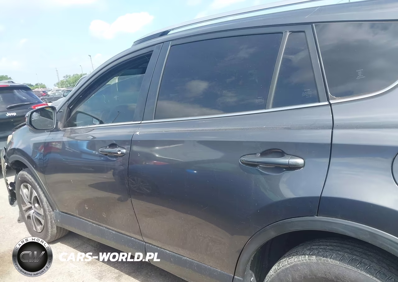 2017 Toyota Rav4 Le VIN:JTMZFREV2HJ104123 - 14