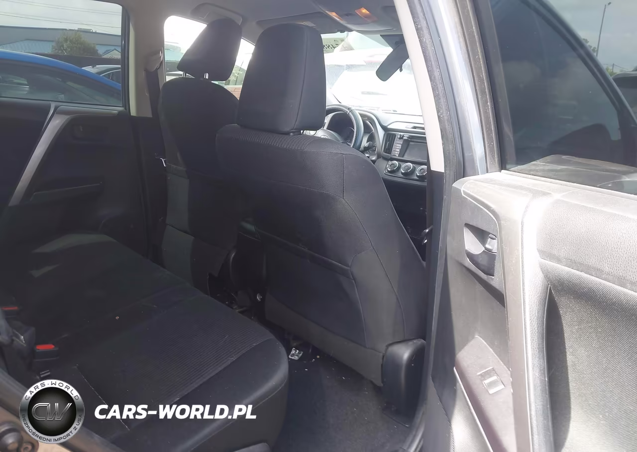 2017 Toyota Rav4 Le VIN:JTMZFREV2HJ104123 - 8