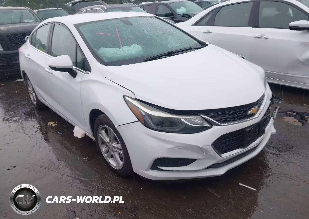 2017 Chevrolet Cruze Lt Auto – zdjęcie 1 z 16