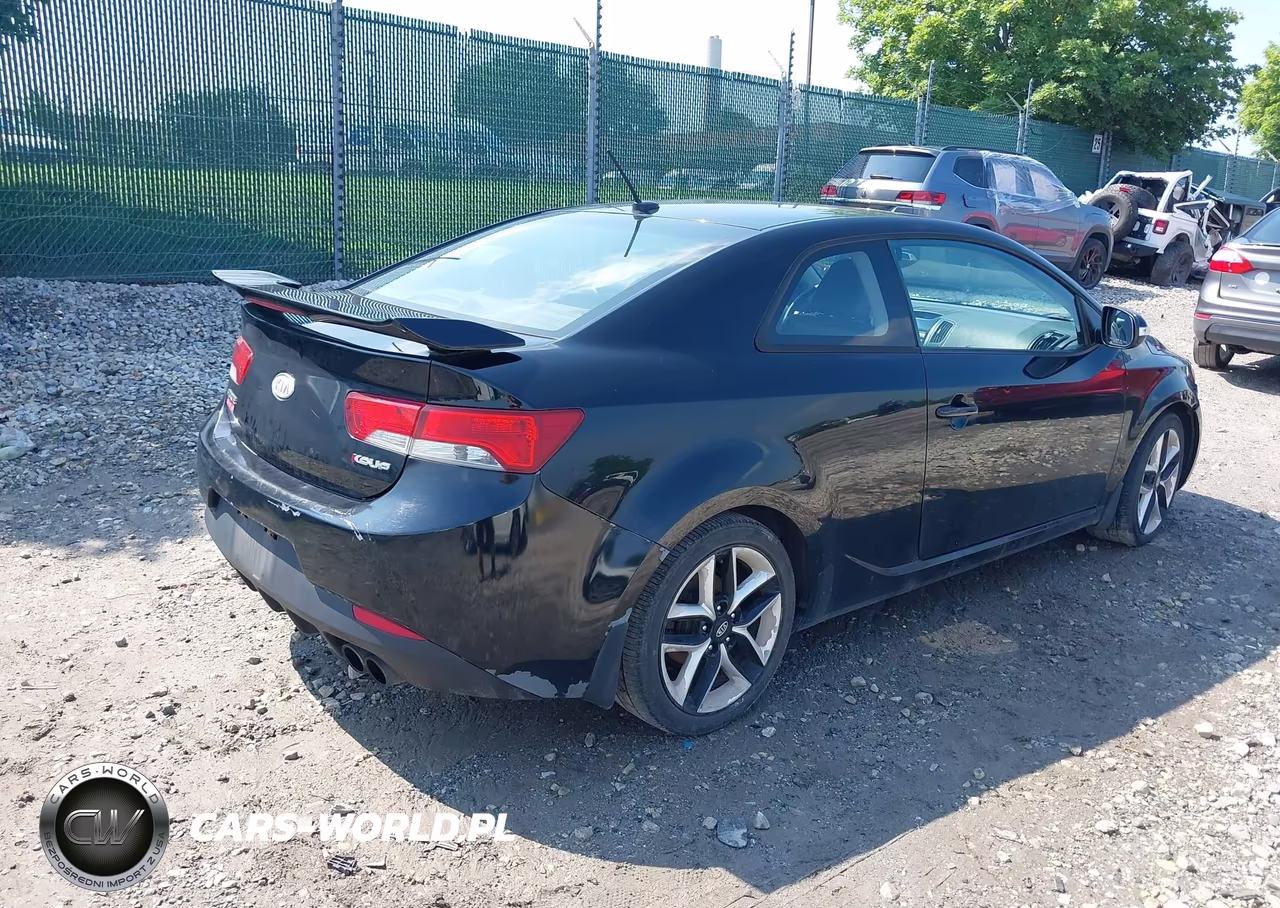 2010 Kia Forte Koup Sx VIN:KNAFW6A30A5180425 - 4