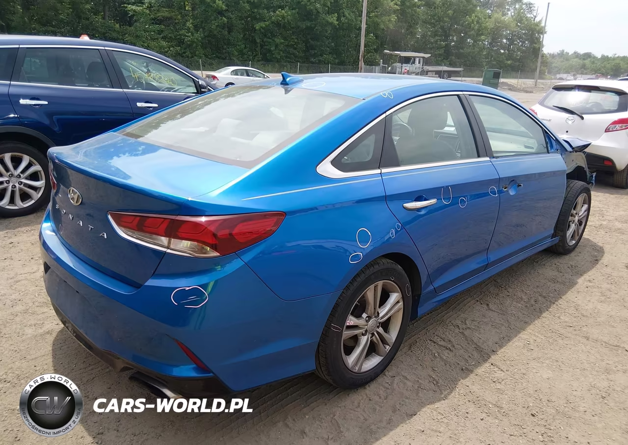 2018 Hyundai Sonata Sel VIN:5NPE34AF7JH597496 - 4