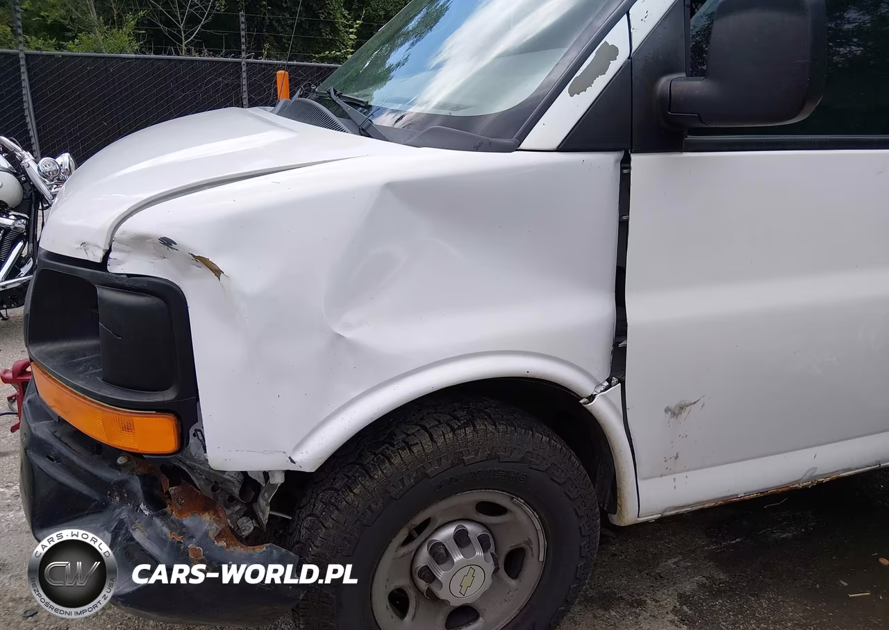2010 Chevrolet Express 2500 Work Van VIN:1GCZGFBA2A1151879 - 13
