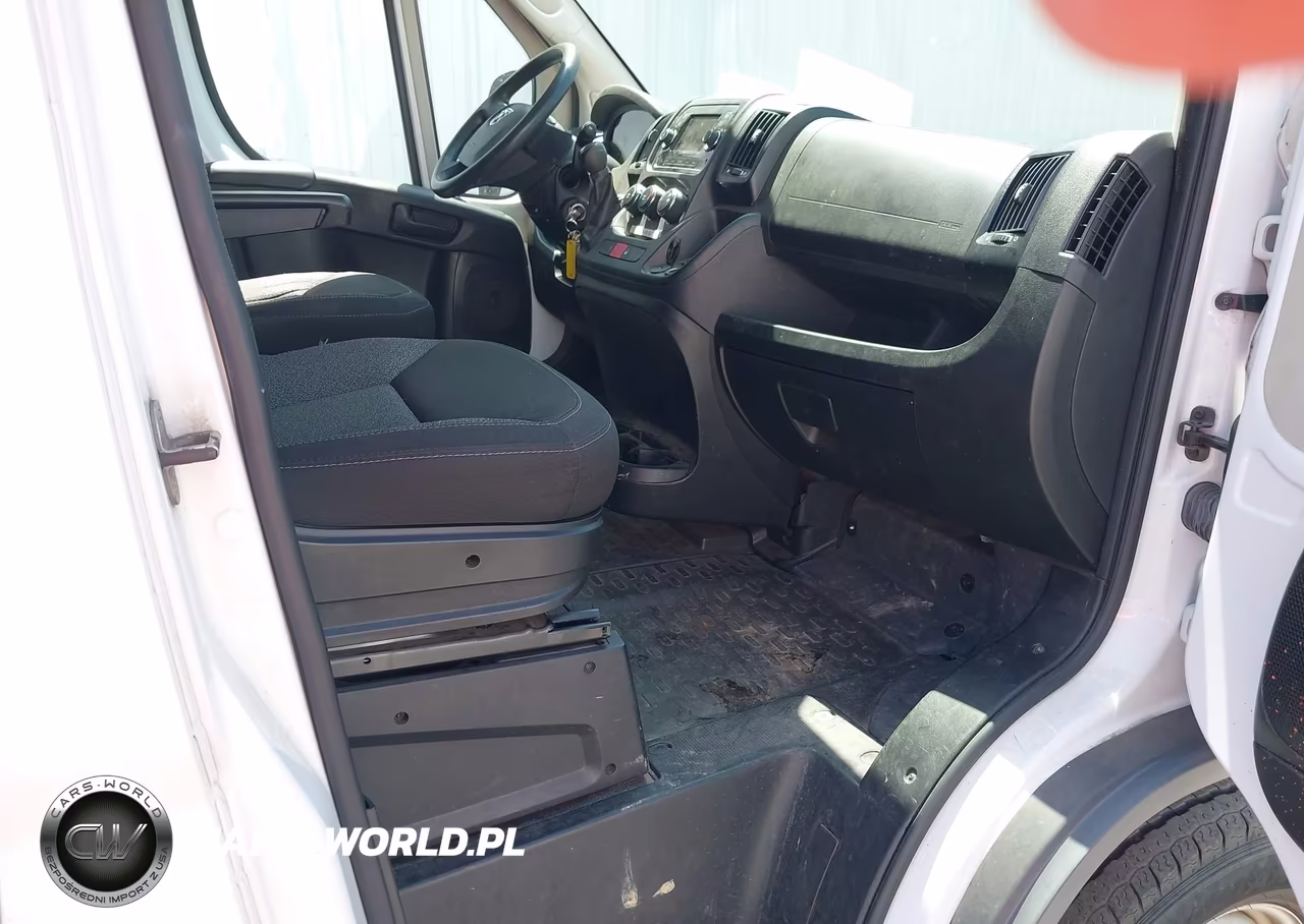 2018 Ram Promaster 1500 Low Roof 136 Wb VIN:3C6TRVAG8JE154225 - 5