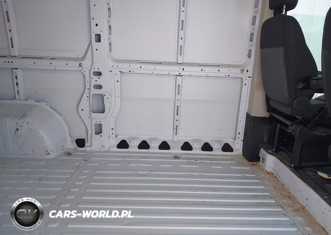2018 Ram Promaster 1500 Low Roof 136 Wb VIN:3C6TRVAG8JE154225 - 8