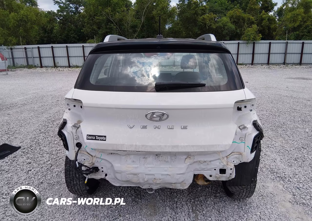 2023 Hyundai Venue Limited VIN:KMHRC8A36PU215497 - 17