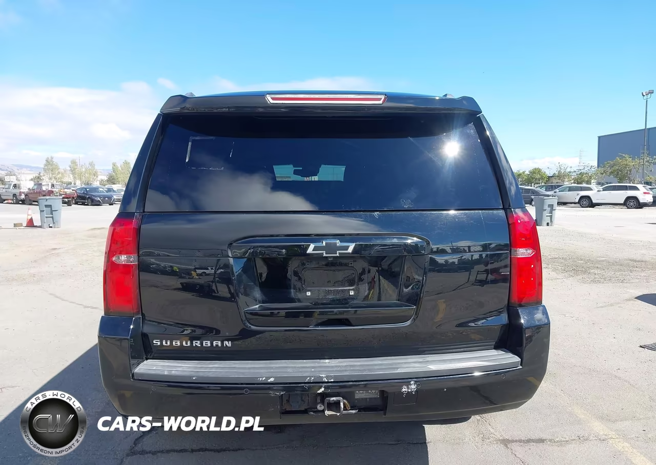 2019 Chevrolet Suburban Lt VIN:1GNSCHKCXKR101042 - 16