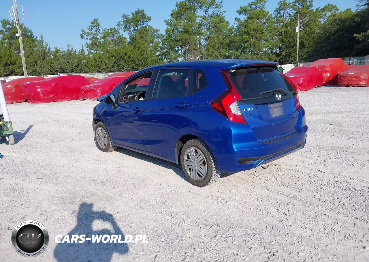 2019 Honda Fit Lx VIN:3HGGK5H41KM711186 - 3