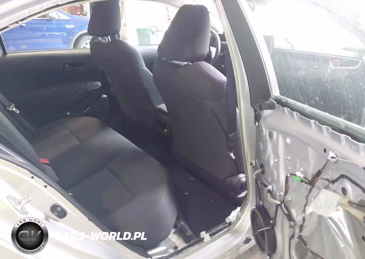 2022 Toyota Corolla Le VIN:JTDEPMAE2N3015933 - 8