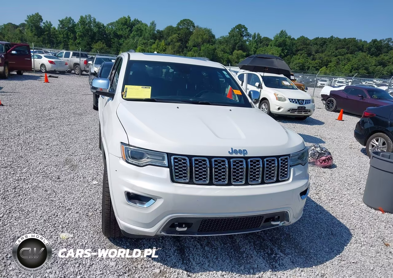 2017 Jeep Grand Cherokee Overland 4X2 VIN:1C4RJECG0HC621548 - 12