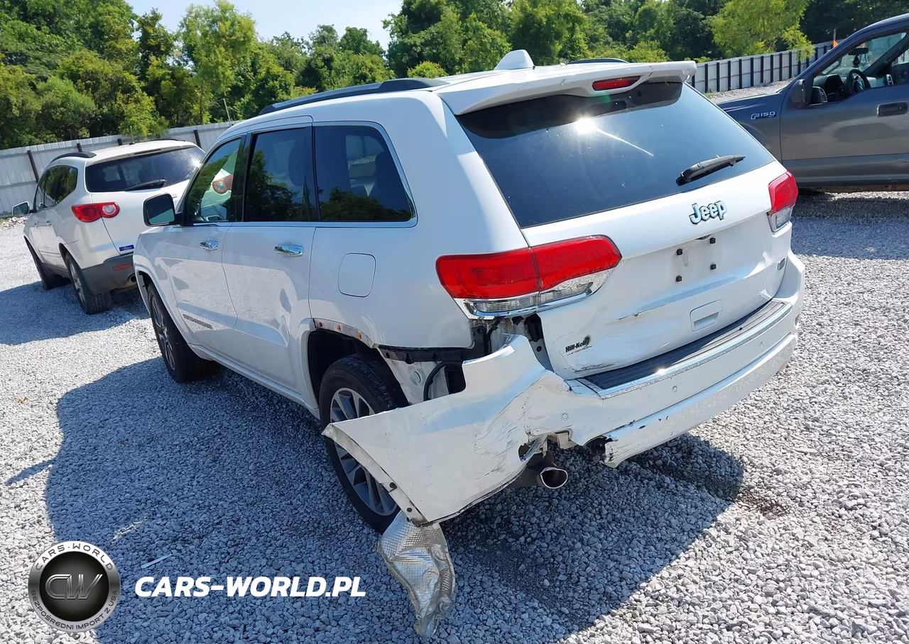 2017 Jeep Grand Cherokee Overland 4X2 VIN:1C4RJECG0HC621548 - 3