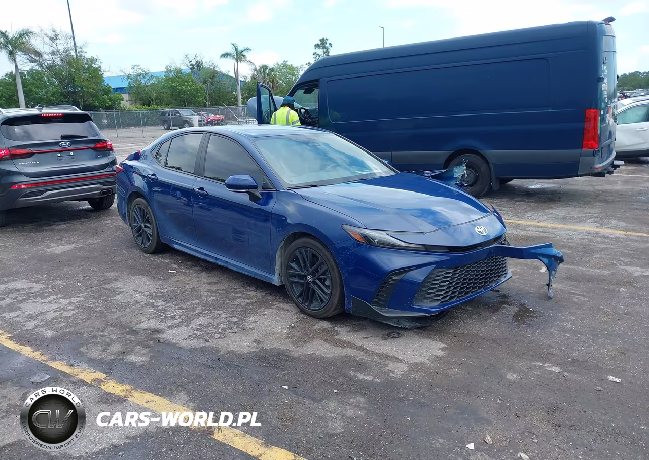 2025 Toyota Camry Se – zdjęcie 1 z 16