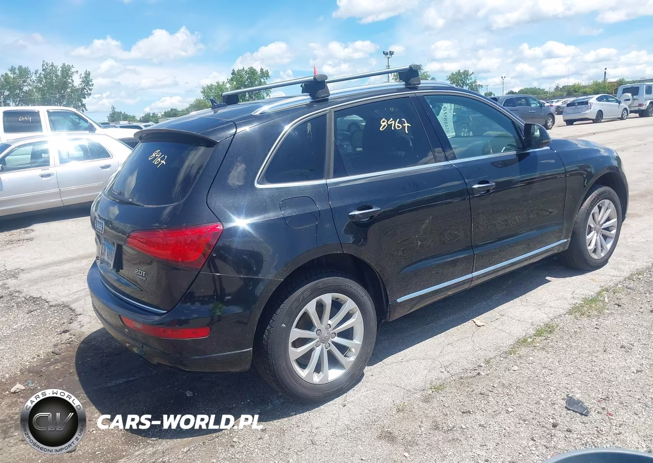 2016 Audi Q5 2.0T Premium VIN:WA1C2AFP2GA140339 - 4