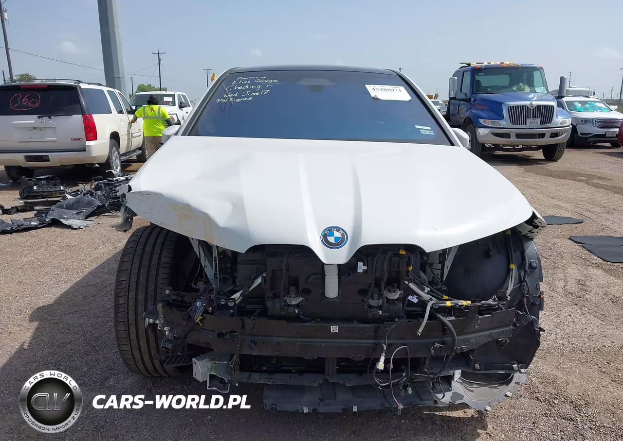 2023 BMW Ix xDrive50 VIN:WB523CF0XPCM24038 - 13