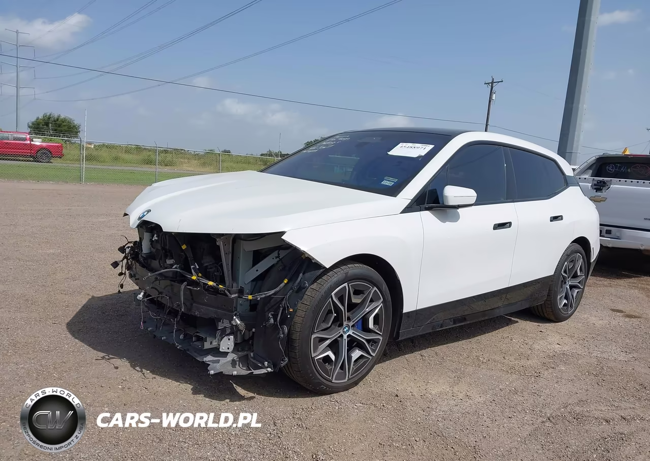 2023 BMW Ix xDrive50 VIN:WB523CF0XPCM24038 - 2