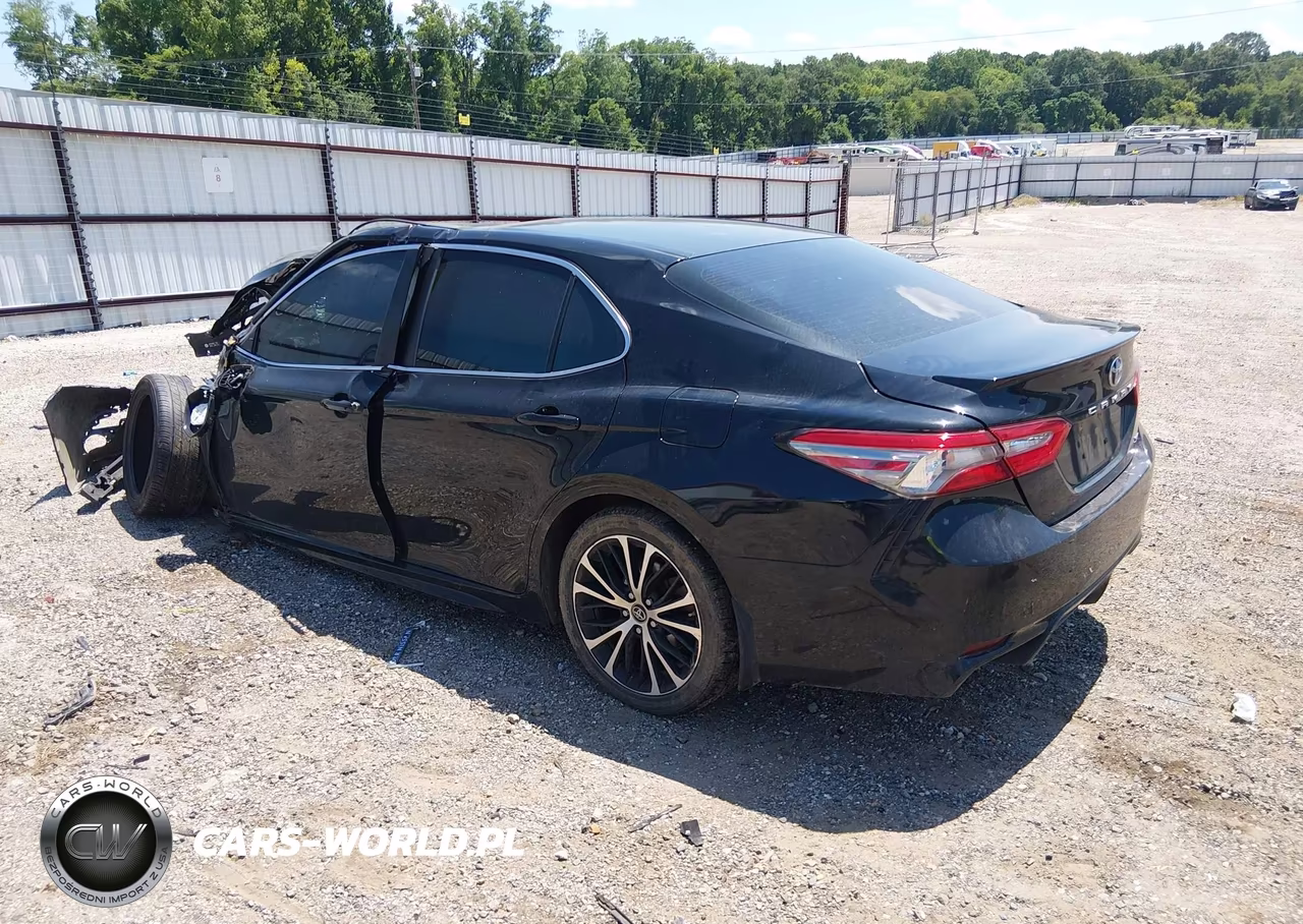 2018 Toyota Camry Se VIN:4T1B11HK9JU672839 - 3