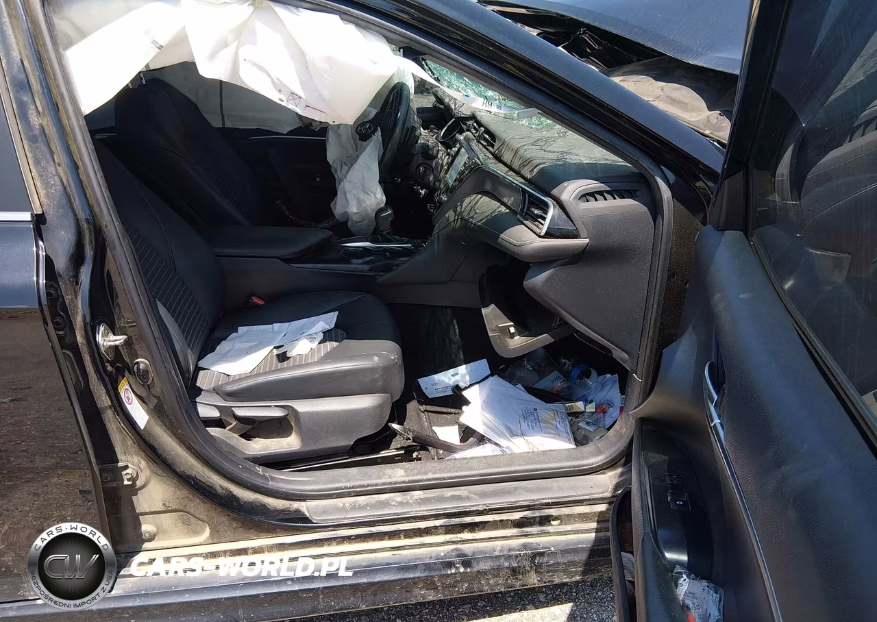 2018 Toyota Camry Se VIN:4T1B11HK9JU672839 - 5