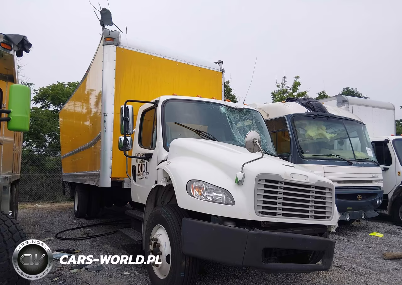 2018 Freightliner M2 106
