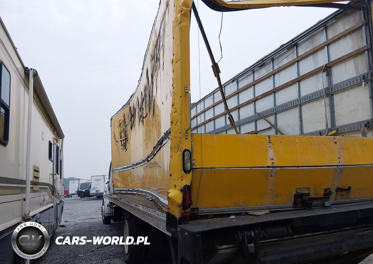 2018 Freightliner M2 106 VIN:3ALACWFCXJDJX9130 - 3