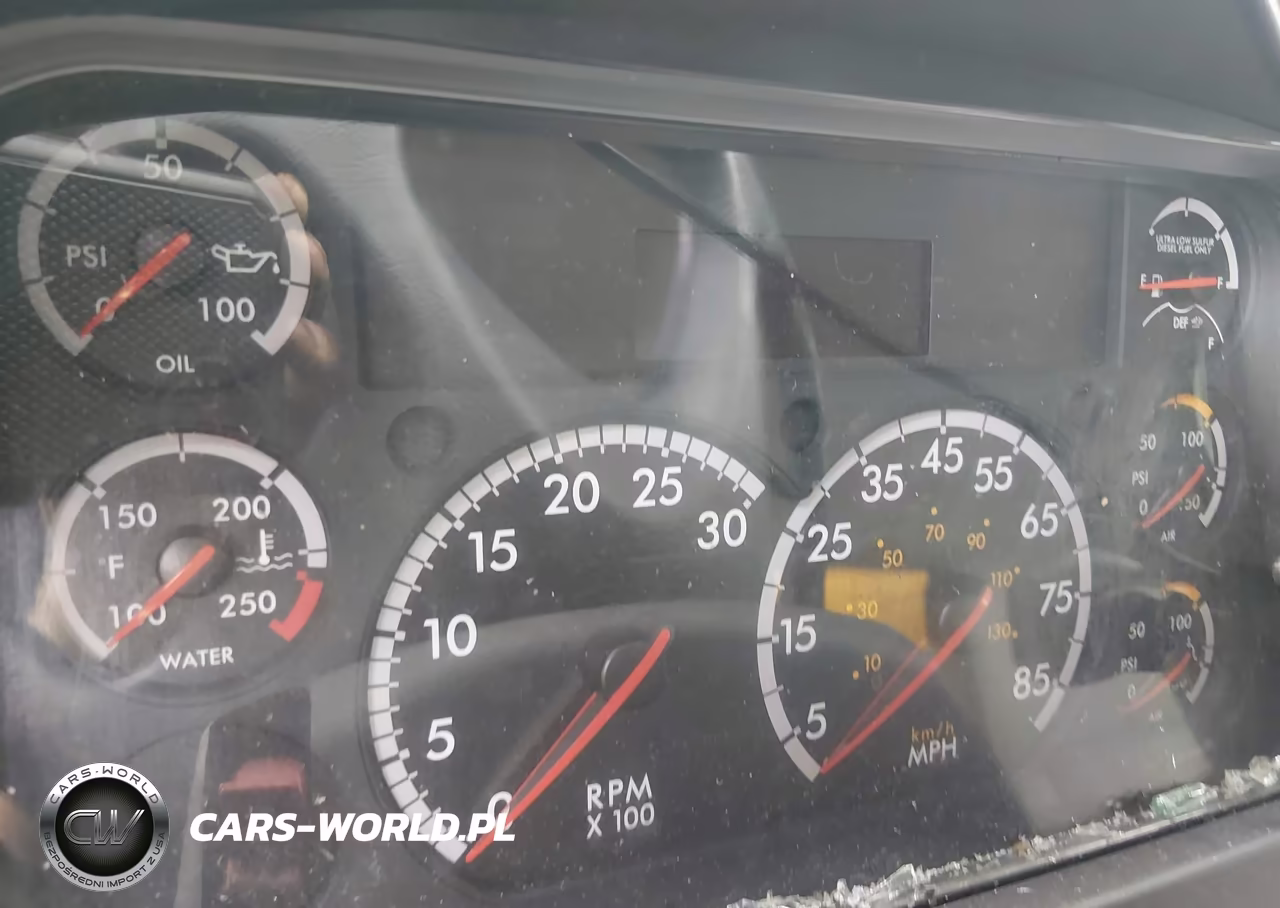 2018 Freightliner M2 106 VIN:3ALACWFCXJDJX9130 - 6