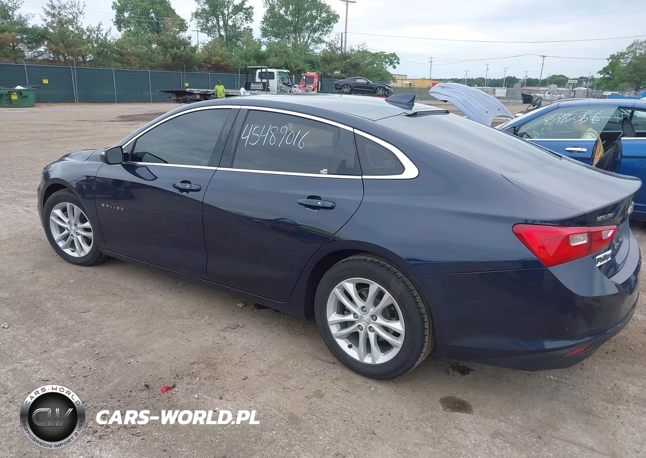 2018 Chevrolet Malibu Lt VIN:1G1ZD5ST7JF230688 - 3