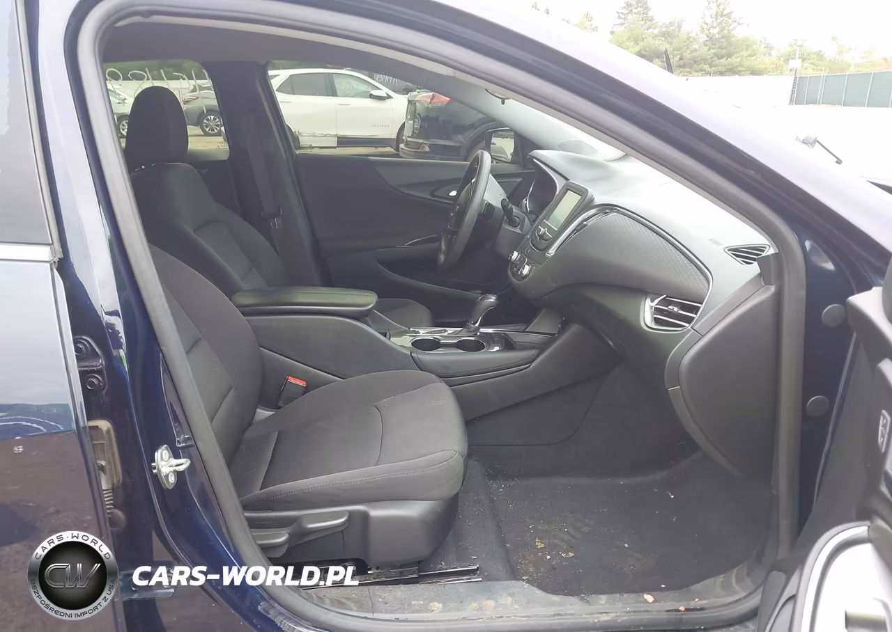 2018 Chevrolet Malibu Lt VIN:1G1ZD5ST7JF230688 - 5