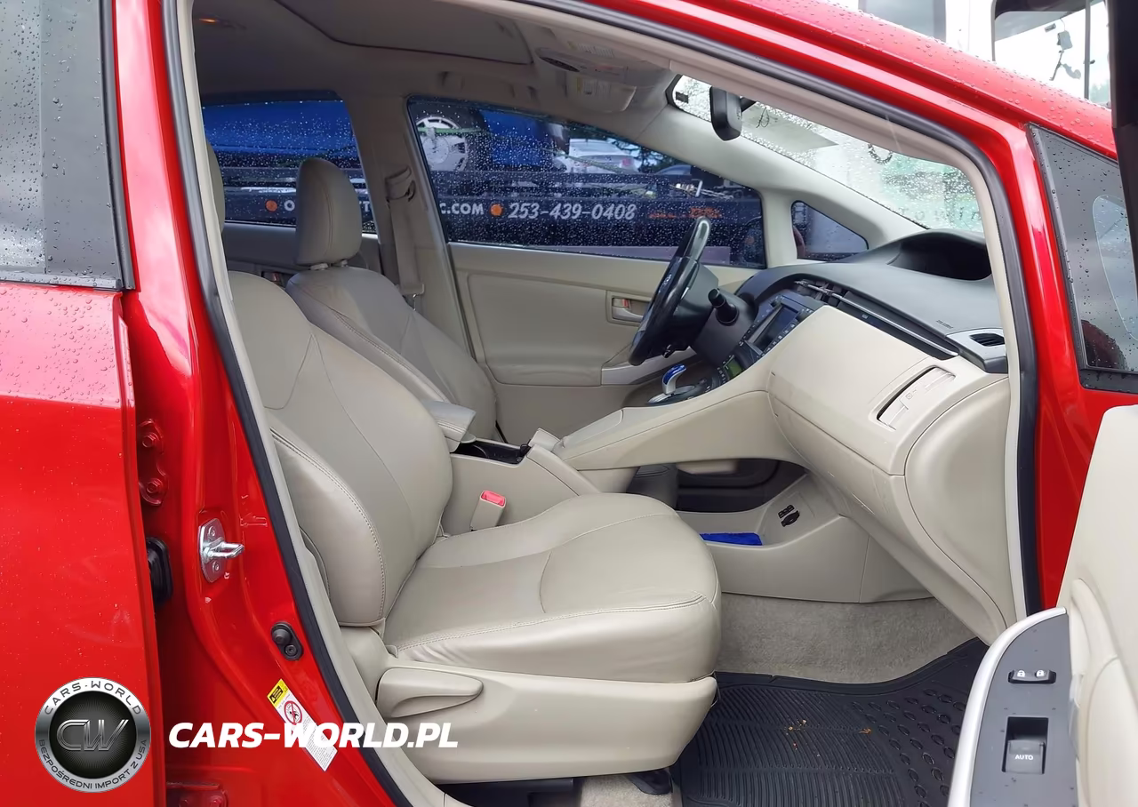 2011 Toyota Prius Four VIN:JTDKN3DU1B1338223 - 5