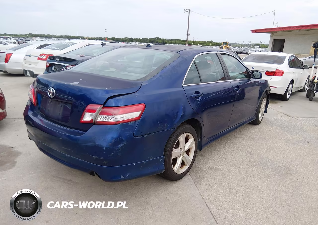 2011 Toyota Camry Se VIN:4T1BF3EK2BU738201 - 4