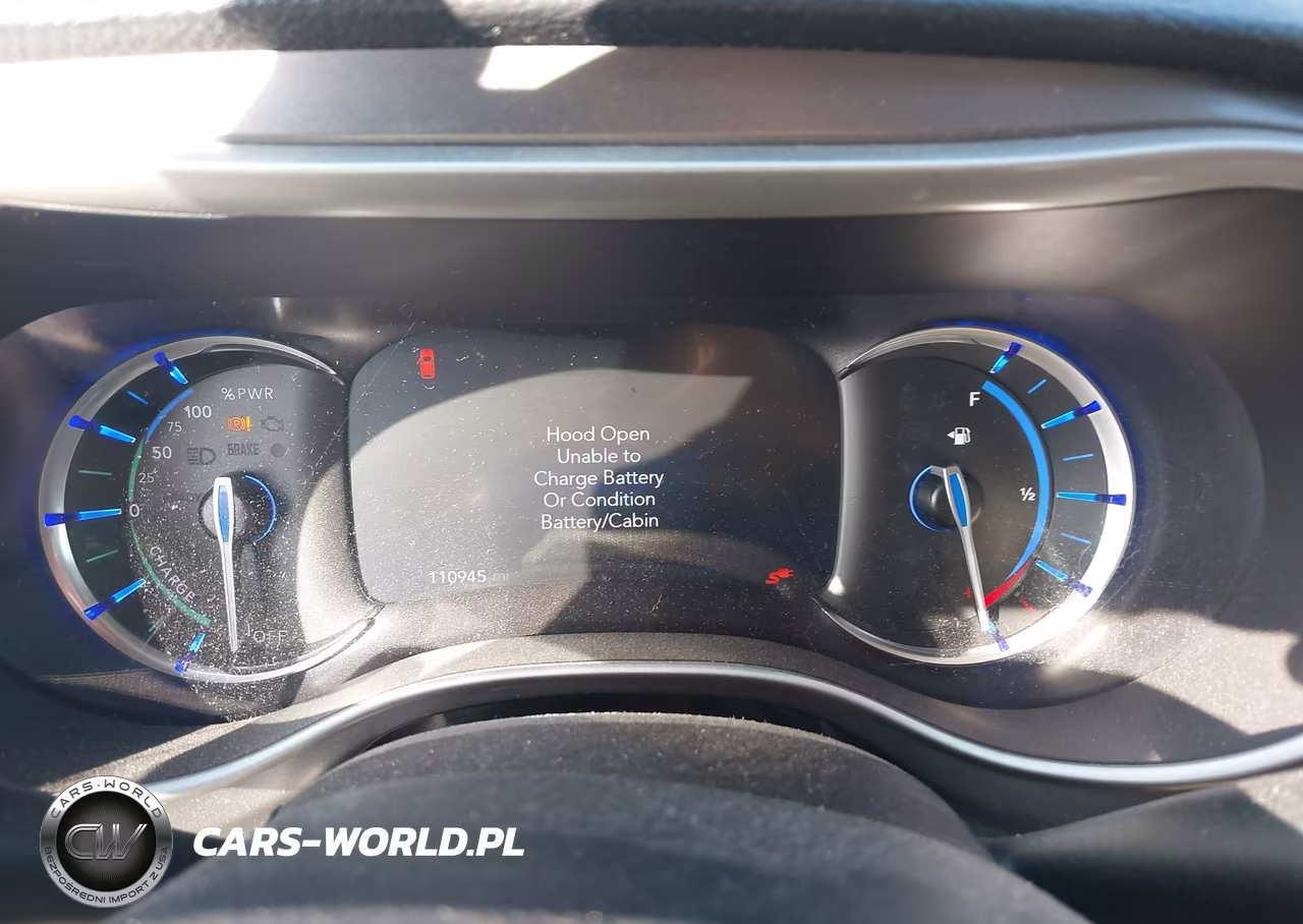 2021 Chrysler Pacifica Hybrid Touring VIN:2C4RC1R75MR585688 - 7