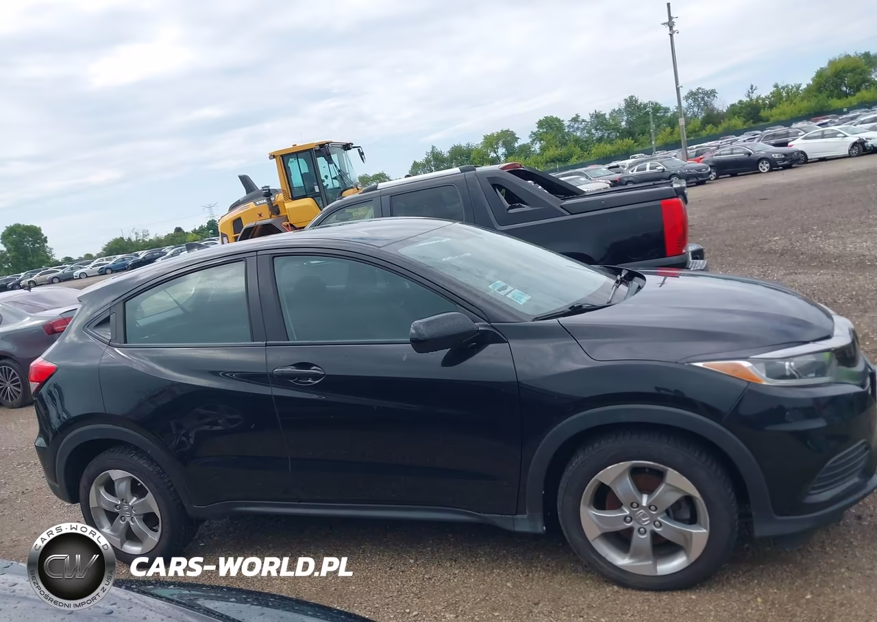 2019 Honda Hr-V Lx VIN:3CZRU6H39KG710343 - 13
