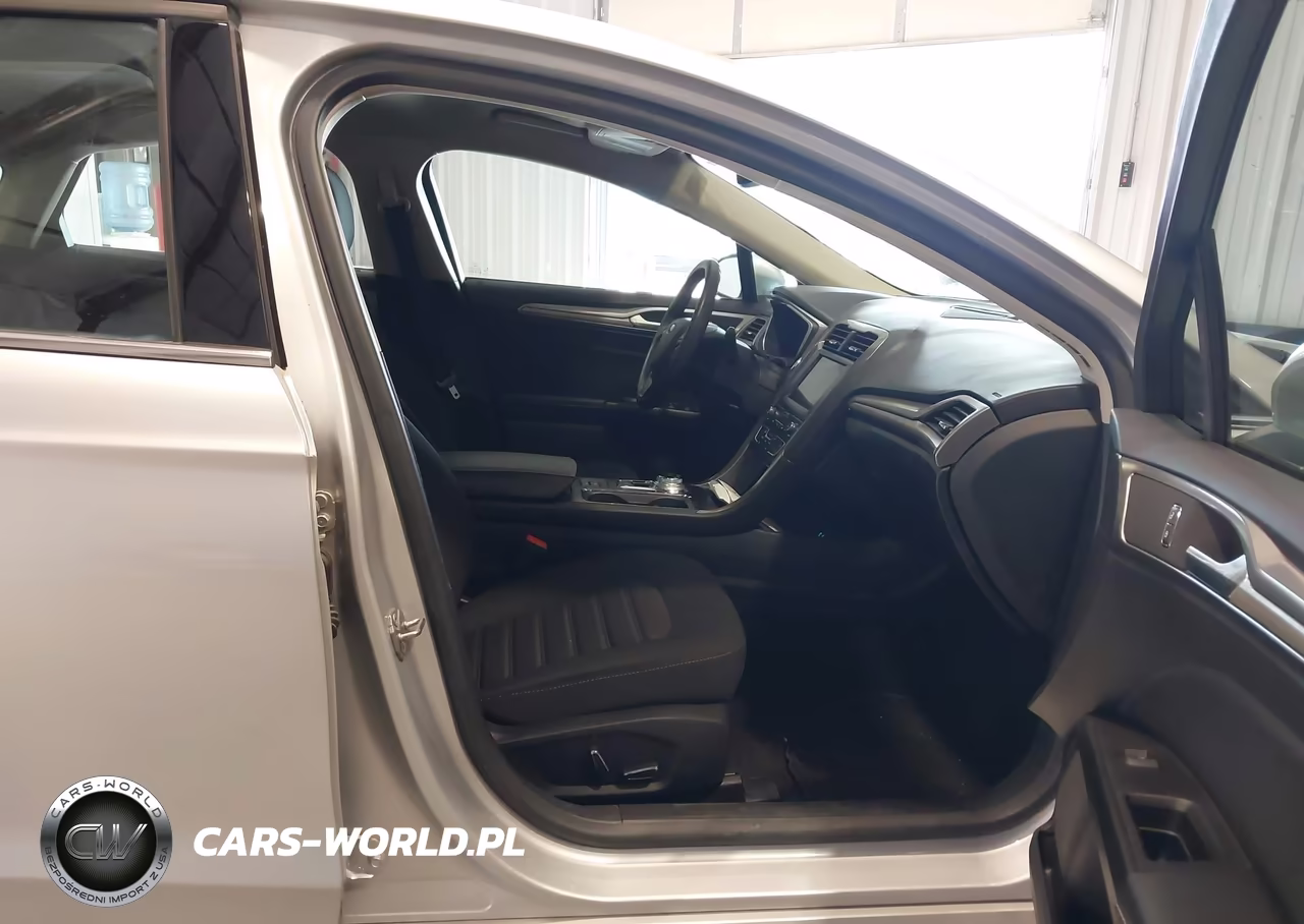 2019 Ford Fusion Hybrid Se VIN:3FA6P0LU2KR274460 - 5