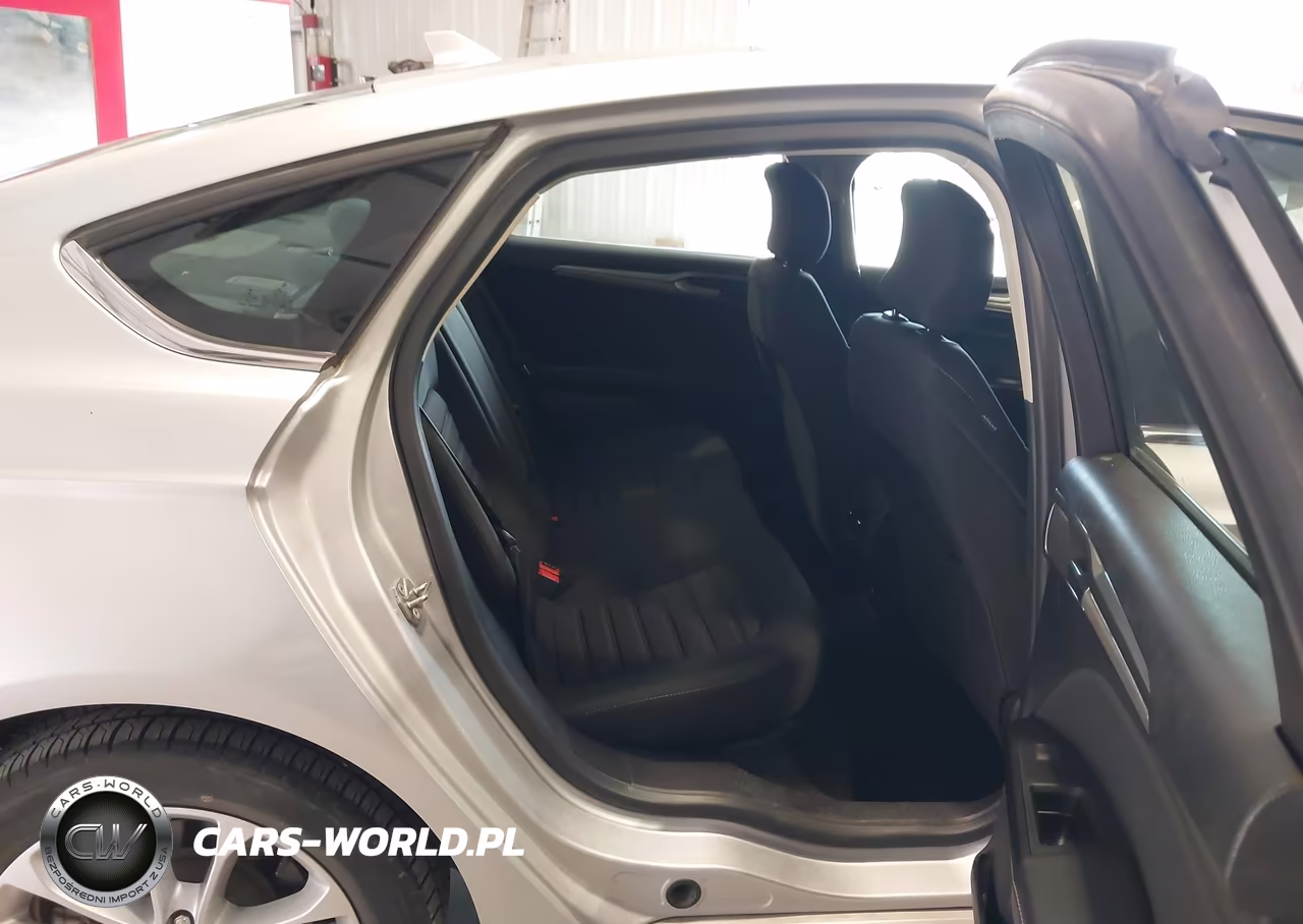 2019 Ford Fusion Hybrid Se VIN:3FA6P0LU2KR274460 - 8