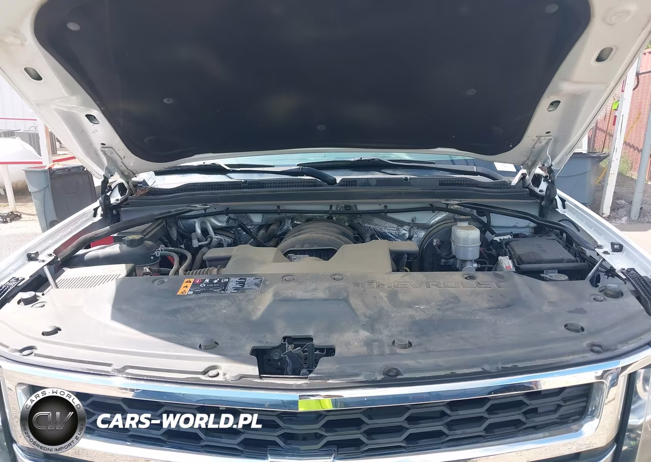 2018 Chevrolet Suburban Ls VIN:1GNSKGEC1JR101082 - 10