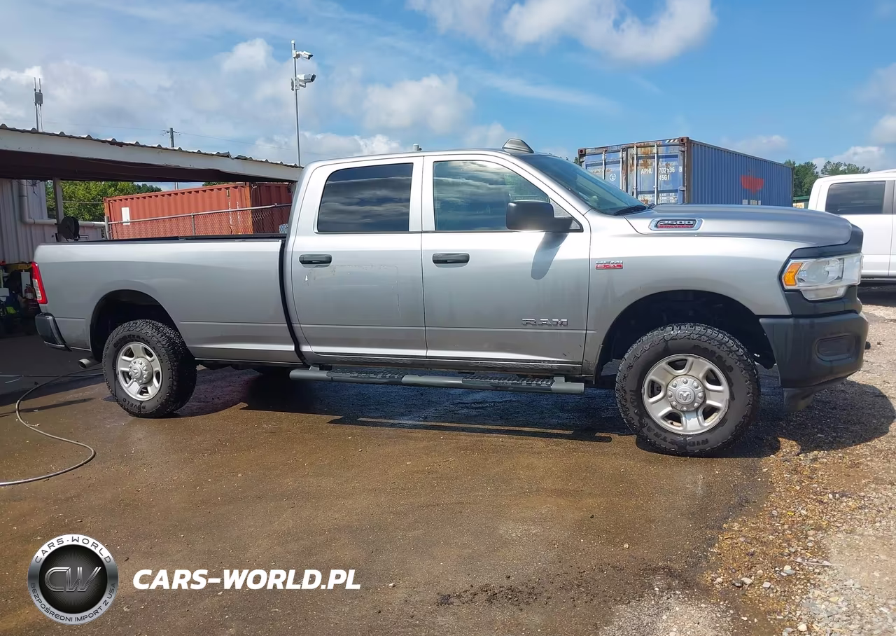 2020 Ram 2500 Tradesman 4X4 8' Box VIN:3C6UR5HJ6LG187947 - 16