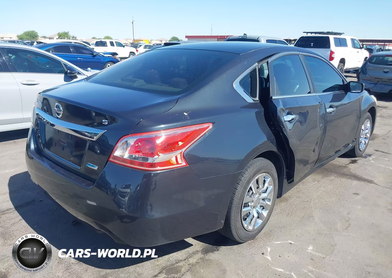 2013 Nissan Altima 2.5 S VIN:1N4AL3AP5DN559650 - 4